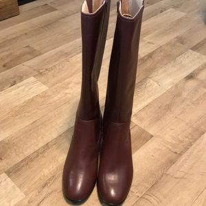 SoftSpots Brown Leather Boots 8.5 Wide Width